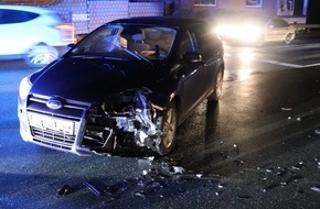 Kreispolizeibehörde Herford: POL-HF: Verkehrsunfall in Autobahnzufahrt- Rotlicht übersehen