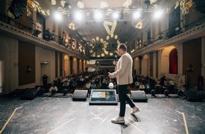 SocialNatives GmbH: SocialNatives GmbH: Mit TikTok branchenunabhängig Top-Talente für sich gewinnen