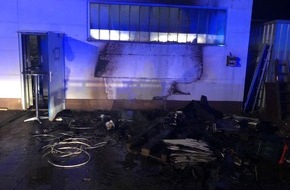 Polizeidirektion Kaiserslautern: POL-PDKL: Mülltonne in Brand geraten