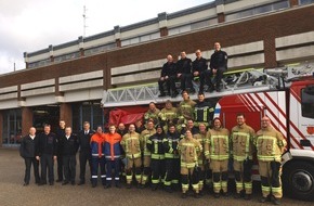 Feuerwehr Kleve: FW-KLE: Nachwuchsfeuerwehrleute aus Kleve und Kranenburg meistern ersten Teil der Grundausbildung