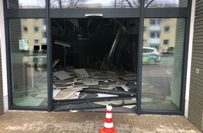 Polizei Minden-Lübbecke: POL-MI: Geldautomat an der Königstraße gesprengt