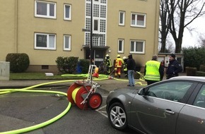 Feuerwehr Heiligenhaus: FW-Heiligenhaus: Brennende Waschmaschinen verrauchten Keller (Meldung 7/2018)