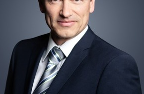 CosmosDirekt: Gut informiert im Schadenfall - Zwei von drei Autofahrern wünschen sich regelmäßige Updates vom Versicherer (BILD)
