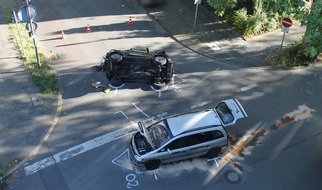 Polizei Bochum: POL-BO: Mehrere Verletzte nach Verkehrsunfall auf der Pieperstraße