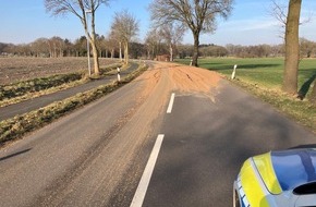 Polizeiinspektion Rotenburg: POL-ROW: ++ Unfallflucht in Wensebrock: Golden Retriever verstirbt nach Zusammensto&szlig; ++ Kellerbrand in Zeven ++ Sattelzug verliert rund 500 Kilogramm Futtermittel: Vollsperrung der K 134 ++