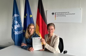 Grüner Knopf: Grüner Knopf und Fair Wear bündeln Kräfte: Strategische Partnerschaft für mehr Wirkung und Skalierbarkeit von unternehmerischen Sorgfaltspflichten in der Textilindustrie