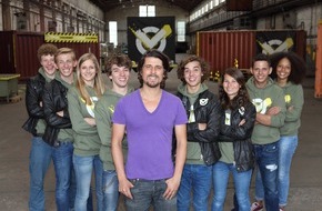 ZDF: "Checkpoint" - Die neue Experimente-Show für Jugendliche / Ungewöhnliche Versuche mit Nervenkitzel bei KiKA (FOTO)