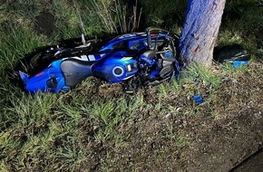 Polizei Bielefeld: POL-BI: Junge Motorradfahrerin bei Wildunfall schwer verletzt