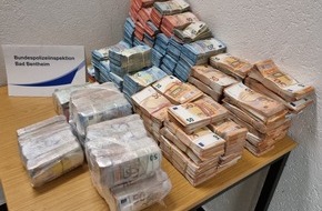 Bundespolizeiinspektion Bad Bentheim: BPOL-BadBentheim: Eine Millionen Euro sichergestellt - Bundespolizei deckt Bargeldschmuggel auf