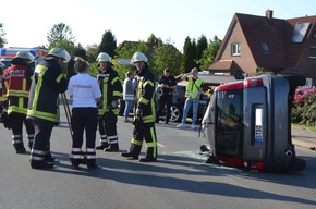 POL-STD: Vier Autoinsassen bei Unfall in Drochtersen verletzt