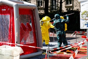 FW-MK: Ammoniakaustritt sorgt f&uuml;r Massenanfall von Verletzten am Reiterweg