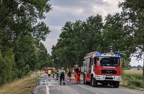 Feuerwehr Flotwedel: FW Flotwedel: Ortsfeuerwehr Bröckel rückt zu Fahrbahnreinigung nach Verkehrsunfall aus