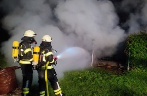 Freiwillige Feuerwehr Bedburg-Hau: FW-KLE: Brand eines Kleingebäudes