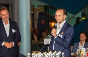 Ahead 100 | Sensation Ahead GmbH: Elite unter sich: So vernetzen sich Deutschlands Top-Unternehmer f&uuml;r die Zukunft