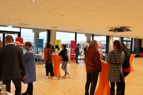 „Erste-Hilfe-Kurs für die Seele“ aus Dresden gewinnt Wettbewerb für ein gesundes Miteinander in Sachsen