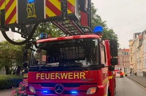 Feuerwehr Detmold: FW-DT: Schnelle Reaktion dank Rauchmelder - Essen auf Herd