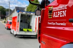 Freiwillige Feuerwehr Alpen: FW Alpen: Tragehilfe f&uuml;r den Rettungsdienst