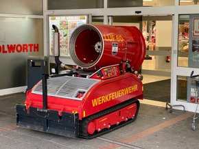FW-MK: Brand im Au&szlig;enbereich sorgt f&uuml;r Verrauchung im Waldstadtzentrum