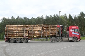 Polizeidirektion Kaiserslautern: POL-PDKL: Überladener Holztransporter