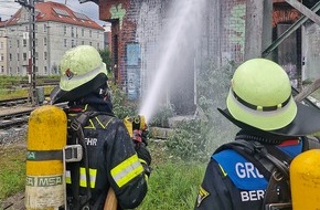 Feuerwehr München: FW-M: Rauch über der alten Utting (Sendling)