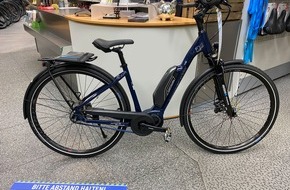 Polizeidirektion Hannover: POL-H: Zeugenaufruf: Unbekannte brechen in Fahrradladen in der List ein und erbeuten hochwertige Pedelecs