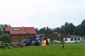 FW-CW: Rohbau einer Zimmerei völlig niedergebrannt.