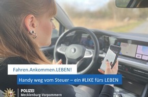 Polizeipräsidium Rostock: POL-HRO: "Fahren.Ankommen.LEBEN!" - Start der Verkehrskontrollen zu den Schwerpunkten "Handy" und "Rückhalteeinrichtungen"
