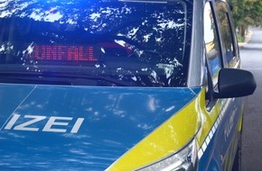 Polizei Mettmann: POL-ME: 52-Jähriger stürzt mit E-Scooter und verletzt sich schwer - Langenfeld - 2311008
