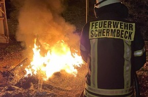 Feuerwehr Schermbeck: FW-Schermbeck: Feuer am Hogefeldsweg