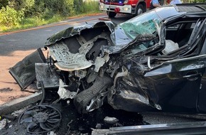 Polizei Aachen: POL-AC: Unfall auf der B57 - stundenlange Sperrung und drei verletzte Menschen