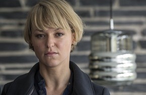ZDF: Fünfter Film der ZDF-Samstagskrimireihe "Kommissarin Heller" entsteht in Berlin und Wiesbaden / "Hitzschlag" mit Lisa Wagner und Hans-Jochen Wagner (FOTO)