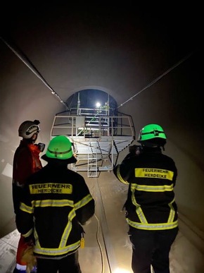 FW-EN: Außergewöhnliche Übung im RWE-Koepchenwerk - Feuerwehren für den Ernstfall vorbereitet