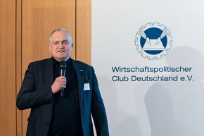 RWI-Präsident Christoph Schmidt erhält Preis der Sozialen Marktwirtschaft des WPCD