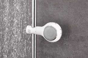 GROHE AG: Magische Musik-Momente in der Dusche - mit Aquatunes (FOTO)