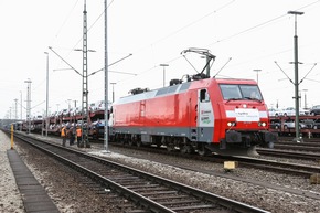 Die Deutsche Bahn stellt für Journalisten eine Auswahl an honorarfreien Pressebildern zur Verfügung (BILD)