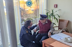 Feuerwehr der Stadt Arnsberg: FW-AR: Ehrung für 75 Jahre Mitgliedschaft im kleinen Rahmen- Agathafeier in Voßwinkel