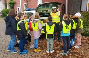 Polizeipräsidium Mittelhessen - Pressestelle Lahn - Dill: POL-LDK: Lagercontainer an der Autobahn aufgebrochen + "Blitz vor Kids" + mit E-Scooter gestürzt