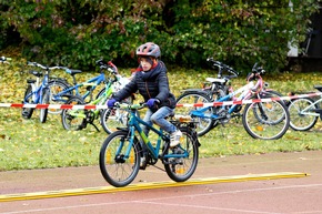 Kinderfahrräder im Test: fünfmal mangelhaft / ADAC untersucht zwölf 20 Zoll Kinderfahrräder - nur drei davon sind gut