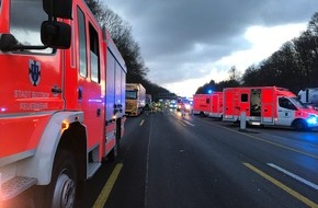 Feuerwehr Bottrop: FW-BOT: Verkehrsunfall auf der A2