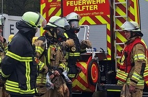 Freiwillige Feuerwehr der Gemeinde Alfter: FW Alfter: Jahresübung der Freiwilligen Feuerwehr Alfter - Zwei simulierte Brandeinsätze in Sonderbauten im Gemeindegebiet Alfter