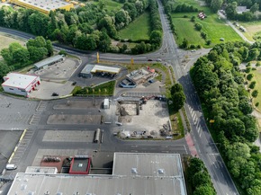 EWE Go und HOCHTIEF starten mit Bauarbeiten für Schnellladepark  in Oer-Erkenschwick zum Ausbau des Deutschlandnetzes