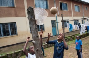 Stiftung Menschen für Menschen Schweiz: Abebech-Gobena-Kinderheim in Addis Abeba: Menschen für Menschen Schweiz gibt Kindern eine Zukunft