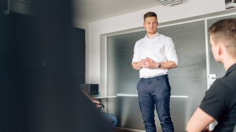 A&M Unternehmerberatung GmbH: A&M Unternehmerberatung: Warum sich auch Handwerksbetriebe mit KI beschäftigen sollten – bevor der Wettbewerb es macht