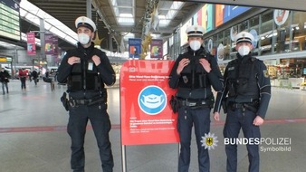 Bundespolizeidirektion München: Bundespolizeidirektion München: Biss nach Streit um Mund-Nase-Bedeckung / 37-Jährige greift Verkäuferin tätlich an / Seit Samstag gilt wieder FFP2-Pflicht im ÖNPV