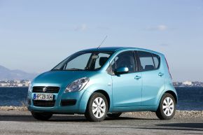 Suzuki - der Weltmarktführer im Minicar-Segment - bietet honorarfreie Pressebilder zur Personenwagen-Modellpalette