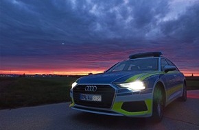 Polizeidirektion Landau: POL-PDLD: Schwegenheim - Gef&auml;hrdung des Stra&szlig;enverkehrs durch unberechtigtes Verwenden eines Blaulichts