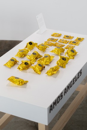 Julian Zigerli und weitere im Pop-up-Store des Kunstmuseums St.Gallen