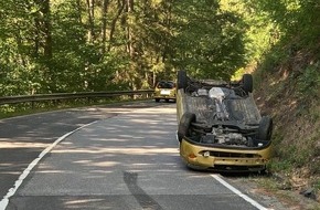 Polizeidirektion Neustadt/Weinstraße: POL-PDNW: Betrunken mit Fahrzeug überschlagen