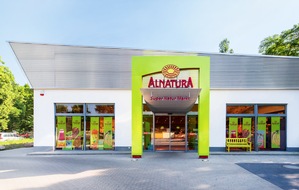 Alnatura Produktions- und Handels GmbH: Alnatura wieder auf Wachstumskurs / Neuausrichtung nach dm-Auslistung gelungen / Acht neue Alnatura Super Natur Märkte / Fokus-Thema: Plastik reduzieren