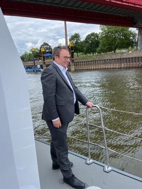 Forschungsschiff NOVA getauft